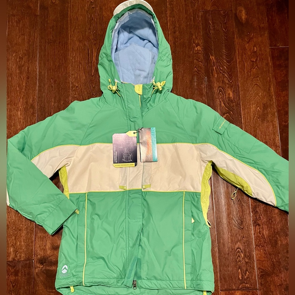 New ski jacket. - Picture 2 of 4